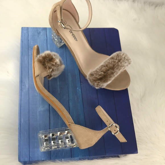 Taupe Clear Chunky Heels Strapped - Picture 5 of 7